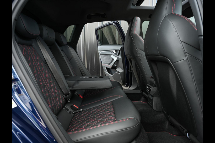 Audi A3 Sportback 45 TFSI e S edition Competition | Panoramadak | 5 jr Garantie | HUD | Sonos Sound | Camera | Ambiance interieur | Active Cruise | S-Seats + Memory | Stoelverwarming | Keyless |