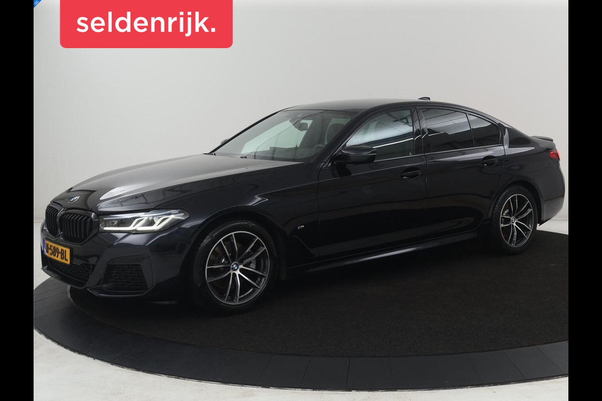 BMW 5 Serie 520i M-Sport | Leder | Stoelverwarming | Cruise control | Camera | Park assist | Navigatie | Carplay | Sfeerverlichting | Climate control | Full LED