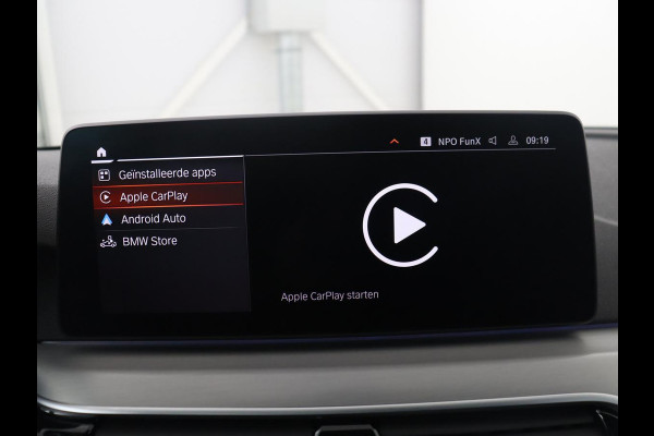 BMW 5 Serie 520i M-Sport | Leder | Stoelverwarming | Cruise control | Camera | Park assist | Navigatie | Carplay | Sfeerverlichting | Climate control | Full LED