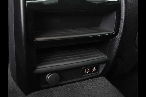 BMW 5 Serie 520i M-Sport | Leder | Stoelverwarming | Cruise control | Camera | Park assist | Navigatie | Carplay | Sfeerverlichting | Climate control | Full LED