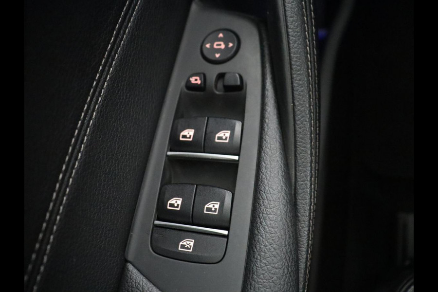BMW 5 Serie 520i M-Sport | Leder | Stoelverwarming | Cruise control | Camera | Park assist | Navigatie | Carplay | Sfeerverlichting | Climate control | Full LED