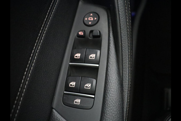 BMW 5 Serie 520i M-Sport | Leder | Stoelverwarming | Cruise control | Camera | Park assist | Navigatie | Carplay | Sfeerverlichting | Climate control | Full LED