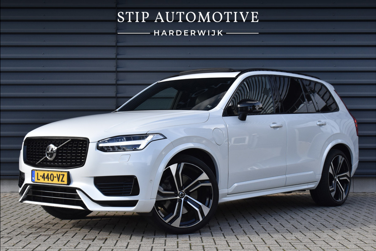 Volvo XC90 2.0 T8 Recharge AWD R-Design | Panorama | Bowers&Wilkins | Trekhaak | Luchtvering | 22'' Wielen | ACC | Head- Up |