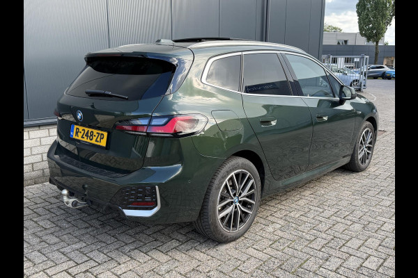 BMW 2 Serie Active Tourer 230e xDrive M Sport 18"/Panoramadak/Leder + memory/Trekhaak/Dodehoek/Keyless/360 camera/Harman Kardon/Adaptieve cruise/Head-up