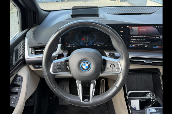 BMW 2 Serie Active Tourer 230e xDrive M Sport 18"/Panoramadak/Leder + memory/Trekhaak/Dodehoek/Keyless/360 camera/Harman Kardon/Adaptieve cruise/Head-up