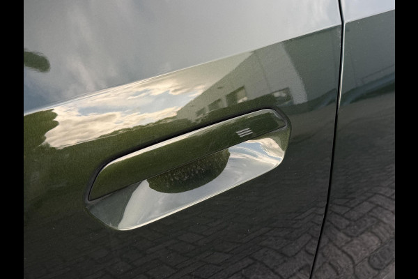 BMW 2 Serie Active Tourer 230e xDrive M Sport 18"/Panoramadak/Leder + memory/Trekhaak/Dodehoek/Keyless/360 camera/Harman Kardon/Adaptieve cruise/Head-up