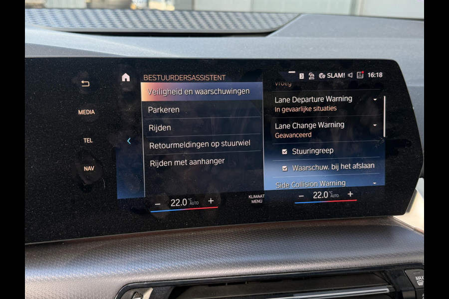 BMW 2 Serie Active Tourer 230e xDrive M Sport 18"/Panoramadak/Leder + memory/Trekhaak/Dodehoek/Keyless/360 camera/Harman Kardon/Adaptieve cruise/Head-up