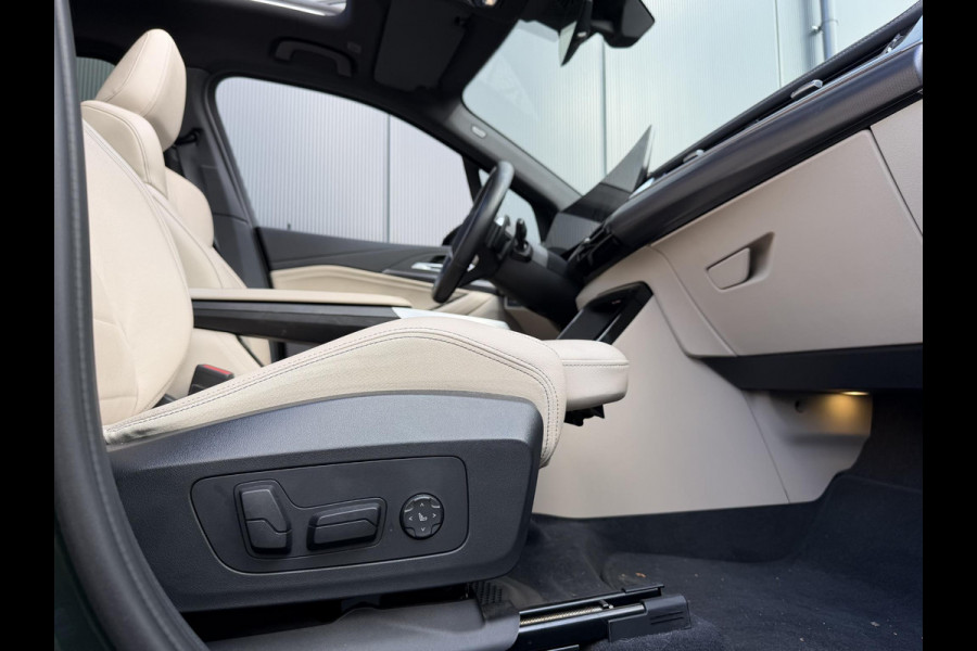 BMW 2 Serie Active Tourer 230e xDrive M Sport 18"/Panoramadak/Leder + memory/Trekhaak/Dodehoek/Keyless/360 camera/Harman Kardon/Adaptieve cruise/Head-up