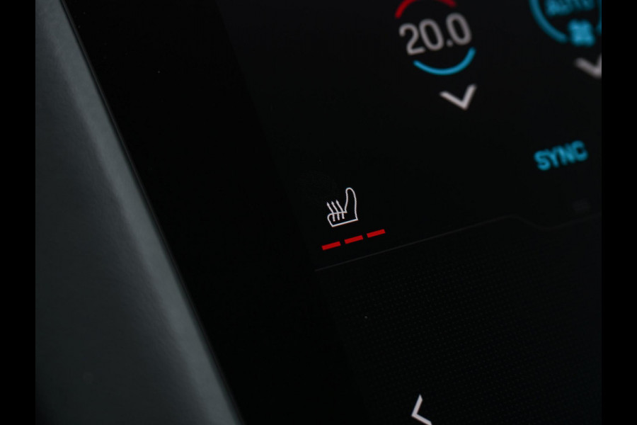 Porsche Taycan Performance 84 kWh | Bose | 360 Camera | Luchtvering | Ambiance Interieur | Stoelverwarming | Elektr. verst. Stoelen | Keyless Entry |