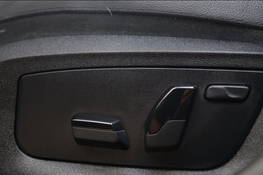 BMW 5 Serie Touring 530i / CAMERA / ACC / LEDER / ELEK-TREKHAAK / STOELVERW