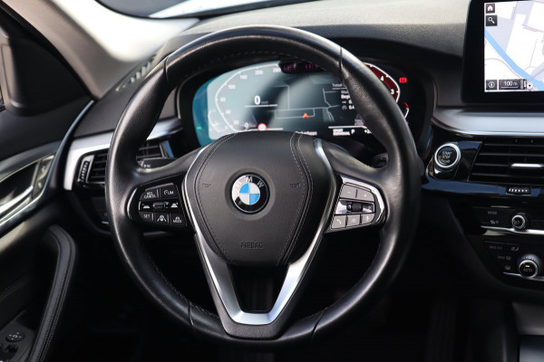 BMW 5 Serie Touring 530i / CAMERA / ACC / LEDER / ELEK-TREKHAAK / STOELVERW