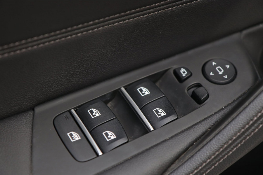 BMW 5 Serie Touring 530i / CAMERA / ACC / LEDER / ELEK-TREKHAAK / STOELVERW