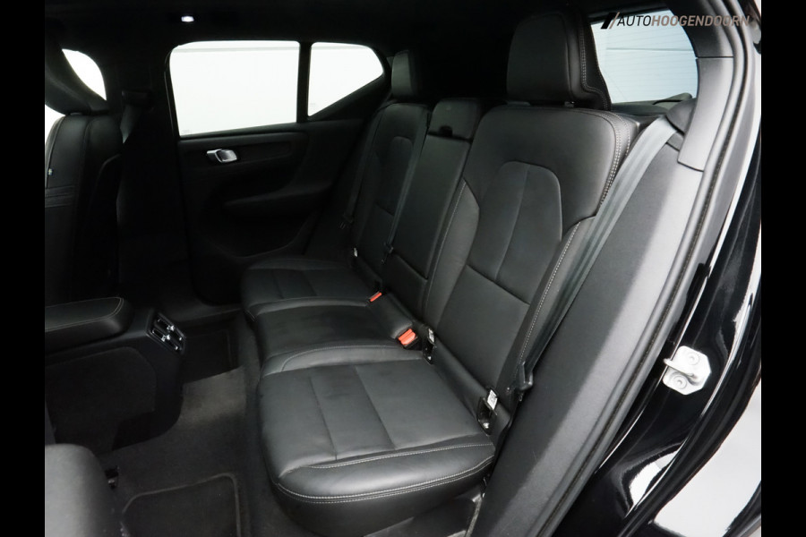 Volvo XC40 Recharge P8 AWD R-Design SOH 90% (APPLE CARPLAY,PANORAMADAK,HARMAN/KARDON,360CAMERA,MEMORYSEATS,STOELVERWARMING,KEYLESS