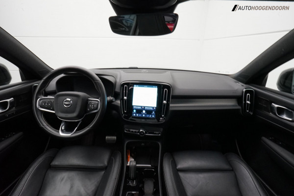 Volvo XC40 Recharge P8 AWD R-Design SOH 90% (APPLE CARPLAY,PANORAMADAK,HARMAN/KARDON,360CAMERA,MEMORYSEATS,STOELVERWARMING,KEYLESS