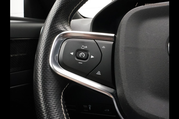 Volvo XC40 Recharge P8 AWD R-Design SOH 90% (APPLE CARPLAY,PANORAMADAK,HARMAN/KARDON,360CAMERA,MEMORYSEATS,STOELVERWARMING,KEYLESS