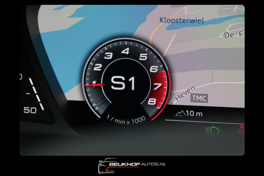 Audi Q3 35 TFSI S-Line Automaat Pano Trekhaak Leer Xenon Cam