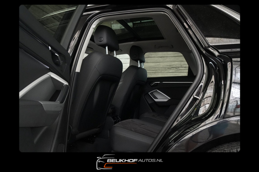 Audi Q3 35 TFSI S-Line Automaat Pano Trekhaak Leer Xenon Cam