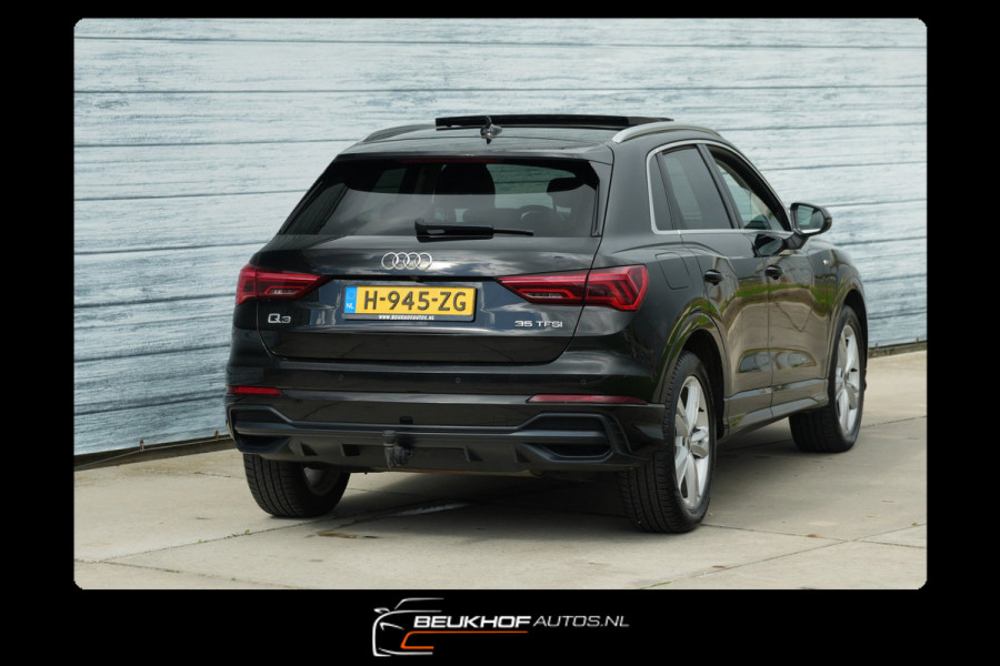 Audi Q3 35 TFSI S-Line Automaat Pano Trekhaak Leer Xenon Cam