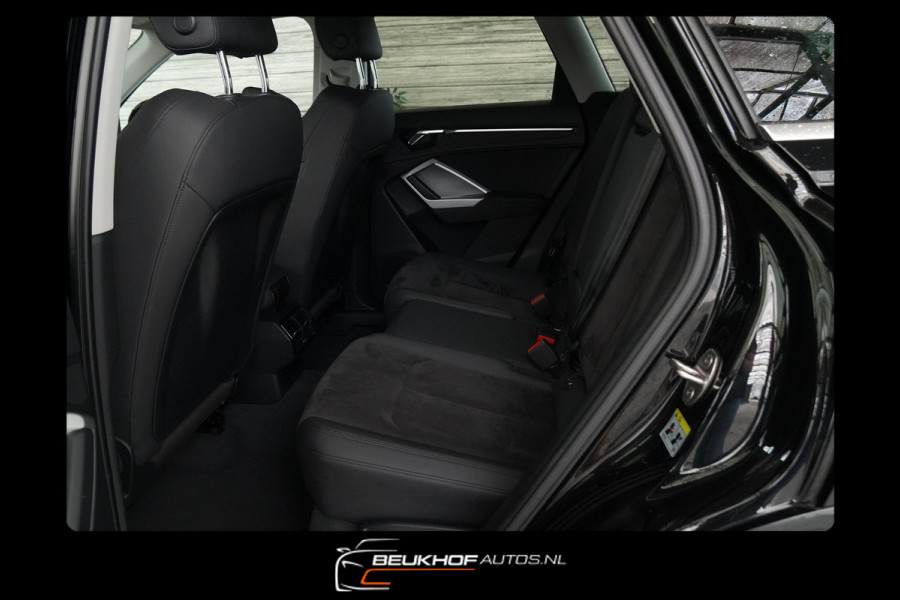 Audi Q3 35 TFSI S-Line Automaat Pano Trekhaak Leer Xenon Cam