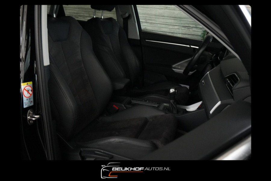 Audi Q3 35 TFSI S-Line Automaat Pano Trekhaak Leer Xenon Cam