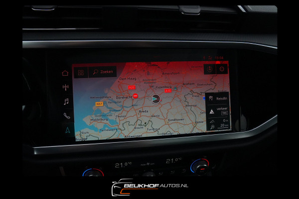 Audi Q3 35 TFSI S-Line Automaat Pano Trekhaak Leer Xenon Cam
