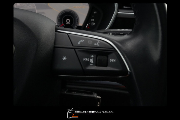 Audi Q3 35 TFSI S-Line Automaat Pano Trekhaak Leer Xenon Cam