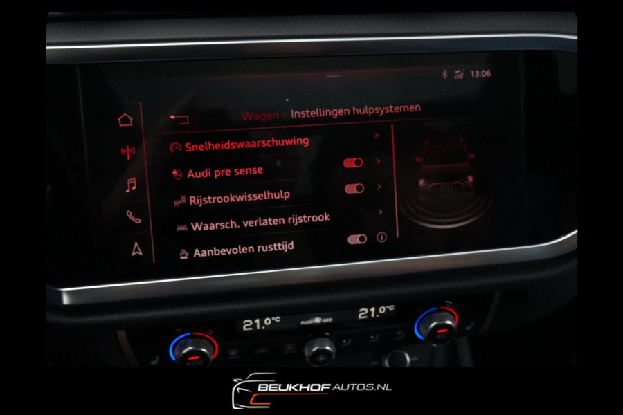 Audi Q3 35 TFSI S-Line Automaat Pano Trekhaak Leer Xenon Cam