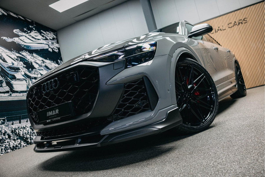Audi RSQ8 Performance 4.0 TFSI RSQ8 quattro Performance Urban Face-lift Audi RSQ8 performance Urban Akarapovic Vossen 24 inch Full options Carbon, Nardo. Inmiddels mat PPF toegepast