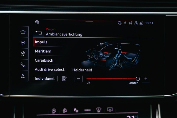 Audi RSQ8 Performance 4.0 TFSI RSQ8 quattro Performance Urban Face-lift Audi RSQ8 performance Urban Akarapovic Vossen 24 inch Full options Carbon, Nardo. Inmiddels mat PPF toegepast