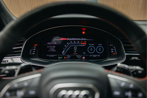 Audi RSQ8 Performance 4.0 TFSI RSQ8 quattro Performance Urban Face-lift Audi RSQ8 performance Urban Akarapovic Vossen 24 inch Full options Carbon, Nardo. Inmiddels mat PPF toegepast