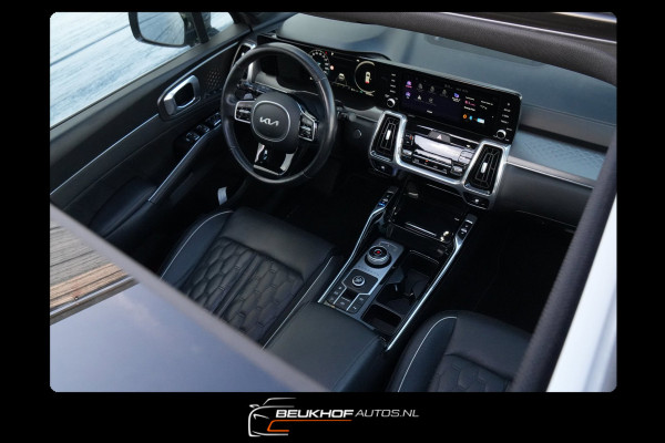 Kia Sorento 1.6 T-GDI Hybrid 2WD Pano Trekhaak Leer Camera