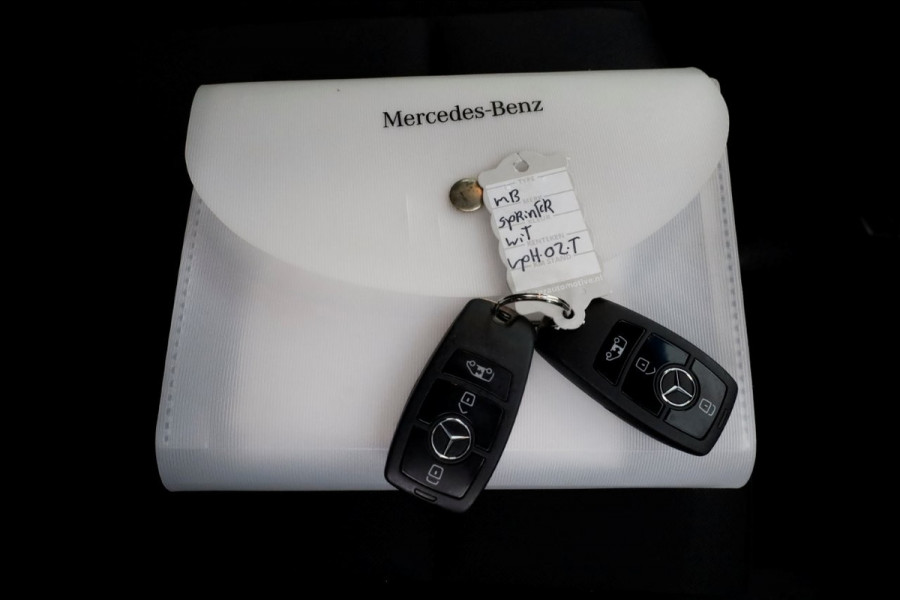 Mercedes-Benz Sprinter 317 CDI 170pk 9G Automaat L2H2 RWD Airco/2x Schuifdeur/Trekhaak 3500kg 05-2022