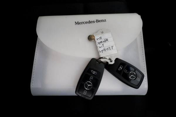 Mercedes-Benz Sprinter 317 CDI 170pk 9G Automaat L2H2 RWD Airco/2x Schuifdeur/Trekhaak 3500kg 05-2022