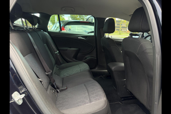 Opel Astra Sports Tourer 1.4 Turbo 120 Jaar Edition ✓150pk✓Carplay✓Navi✓Trekhaak✓Pdc V+A✓Clima✓Cruise✓6 Bak✓Lm velgen✓N.A.P✓Apk tot 02-2028