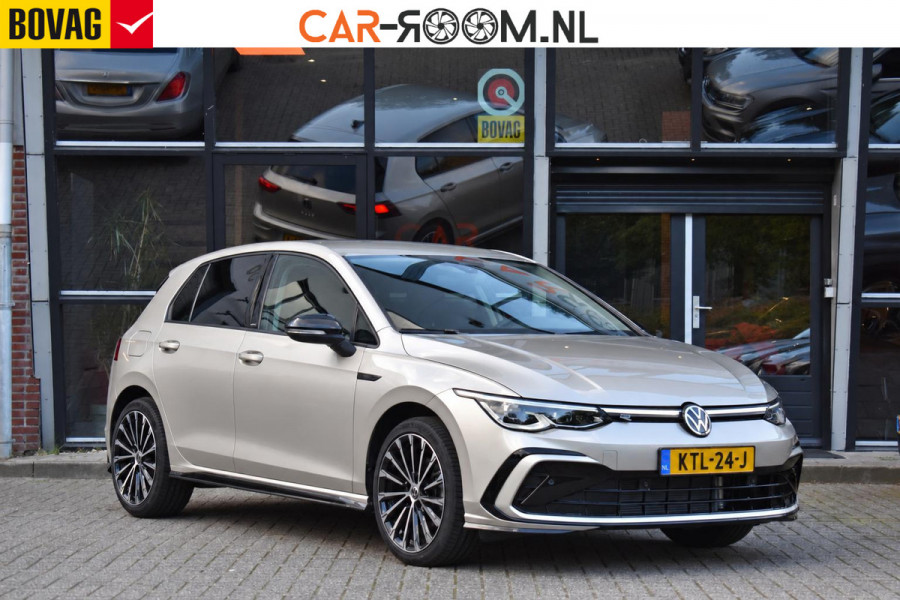 Volkswagen Golf 1.5 eTSI R-Line ACC DCC Carplay Camera Sfeer Trekhaak