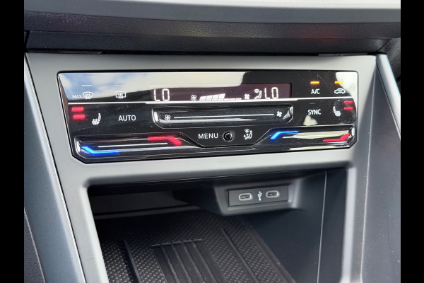 Volkswagen Taigo 1.5 TSI R-Line Pano/Keylesa/Camera