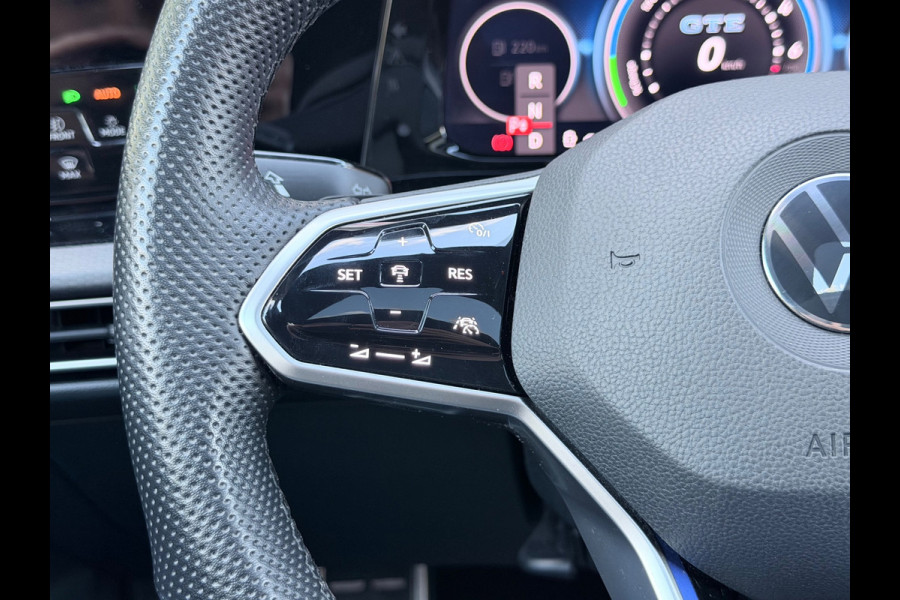 Volkswagen Golf 1.4 eHybrid GTE Pano/Trekhaak/Camera