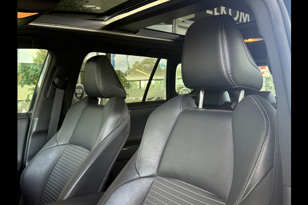 Toyota RAV4 2.5 Hybrid AWD Black Edition Pano|Leder|JBL