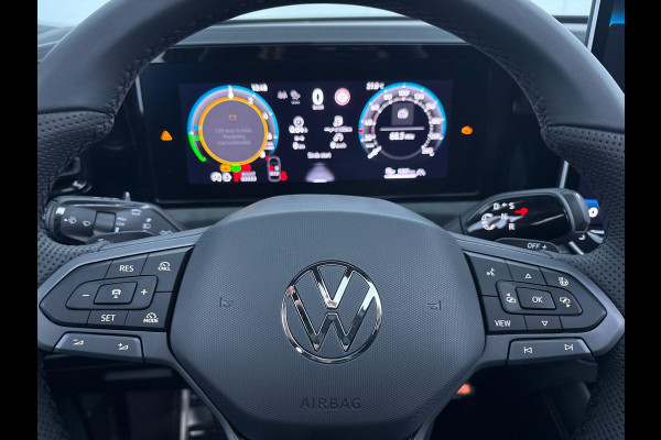 Volkswagen Tiguan 1.5 eHybrid R-Line Edition 204 PK PHEV | Verlengde garantie | Trekhaak wegklapbaar | Panorama dak | Black Style | 20"LM velgen |