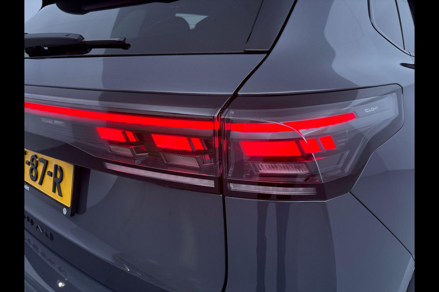 Volkswagen Tiguan 1.5 eHybrid R-Line Edition 204 PK PHEV | Verlengde garantie | Trekhaak wegklapbaar | Panorama dak | Black Style | 20"LM velgen |