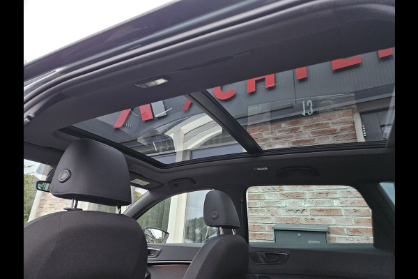 Seat Ateca 1.5 TSI FR Business Intense Trekhaak! 150PK! LED! Schuif/Panoramadak! Carplay!
