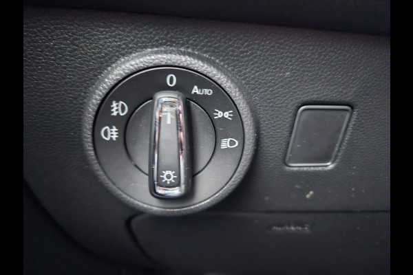 Seat Ateca 1.5 TSI FR Business Intense Trekhaak! 150PK! LED! Schuif/Panoramadak! Carplay!