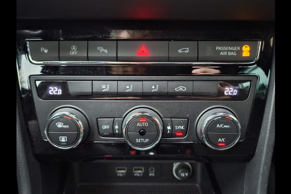 Seat Ateca 1.5 TSI FR Business Intense Trekhaak! 150PK! LED! Schuif/Panoramadak! Carplay!