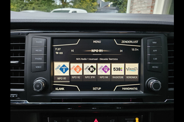Seat Ateca 1.5 TSI FR Business Intense Trekhaak! 150PK! LED! Schuif/Panoramadak! Carplay!