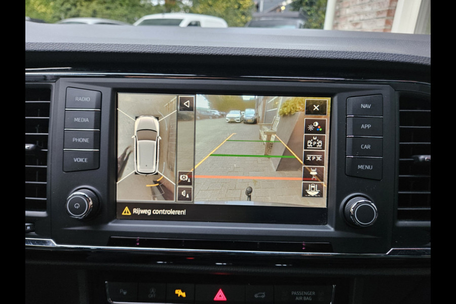 Seat Ateca 1.5 TSI FR Business Intense Trekhaak! 150PK! LED! Schuif/Panoramadak! Carplay!