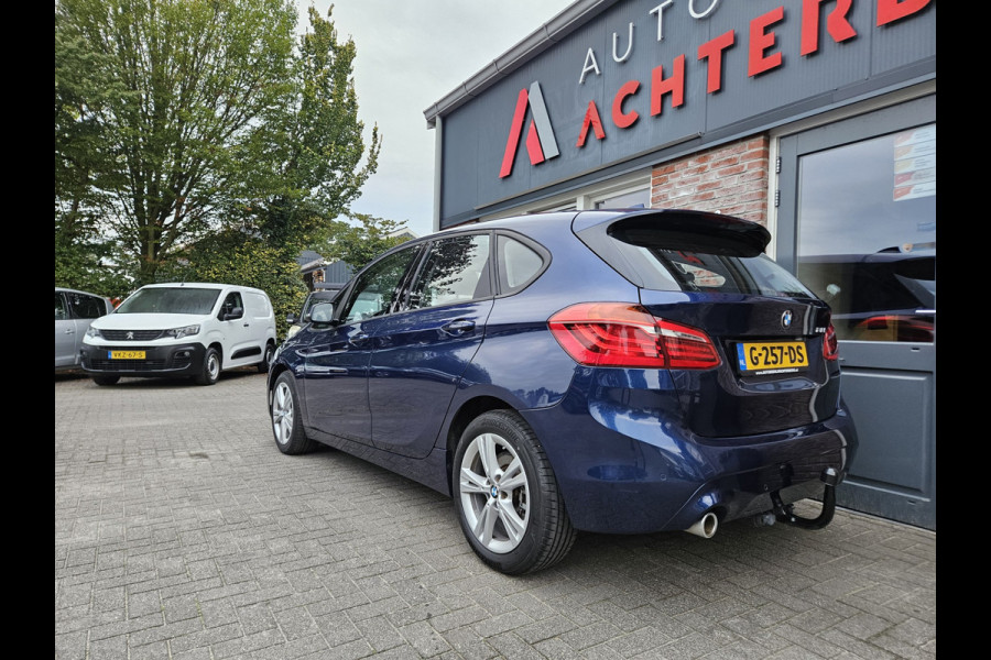 BMW 2 Serie Active Tourer 218i High Executive Edition Automaat! Trekhaak! Leer! NAP! 140PK! Nette Auto! Dealer Onderhouden!