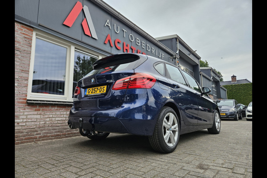 BMW 2 Serie Active Tourer 218i High Executive Edition Automaat! Trekhaak! Leer! NAP! 140PK! Nette Auto! Dealer Onderhouden!