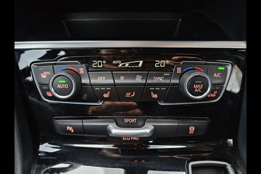 BMW 2 Serie Active Tourer 218i High Executive Edition Automaat! Trekhaak! Leer! NAP! 140PK! Nette Auto! Dealer Onderhouden!