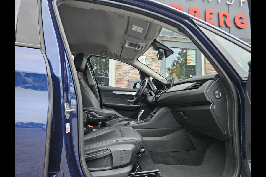 BMW 2 Serie Active Tourer 218i High Executive Edition Automaat! Trekhaak! Leer! NAP! 140PK! Nette Auto! Dealer Onderhouden!