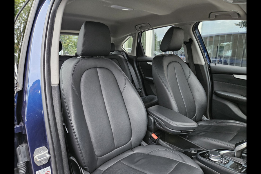 BMW 2 Serie Active Tourer 218i High Executive Edition Automaat! Trekhaak! Leer! NAP! 140PK! Nette Auto! Dealer Onderhouden!